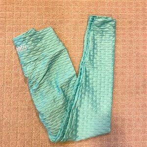 Seafoam green Booty By Brabants chrome leggings